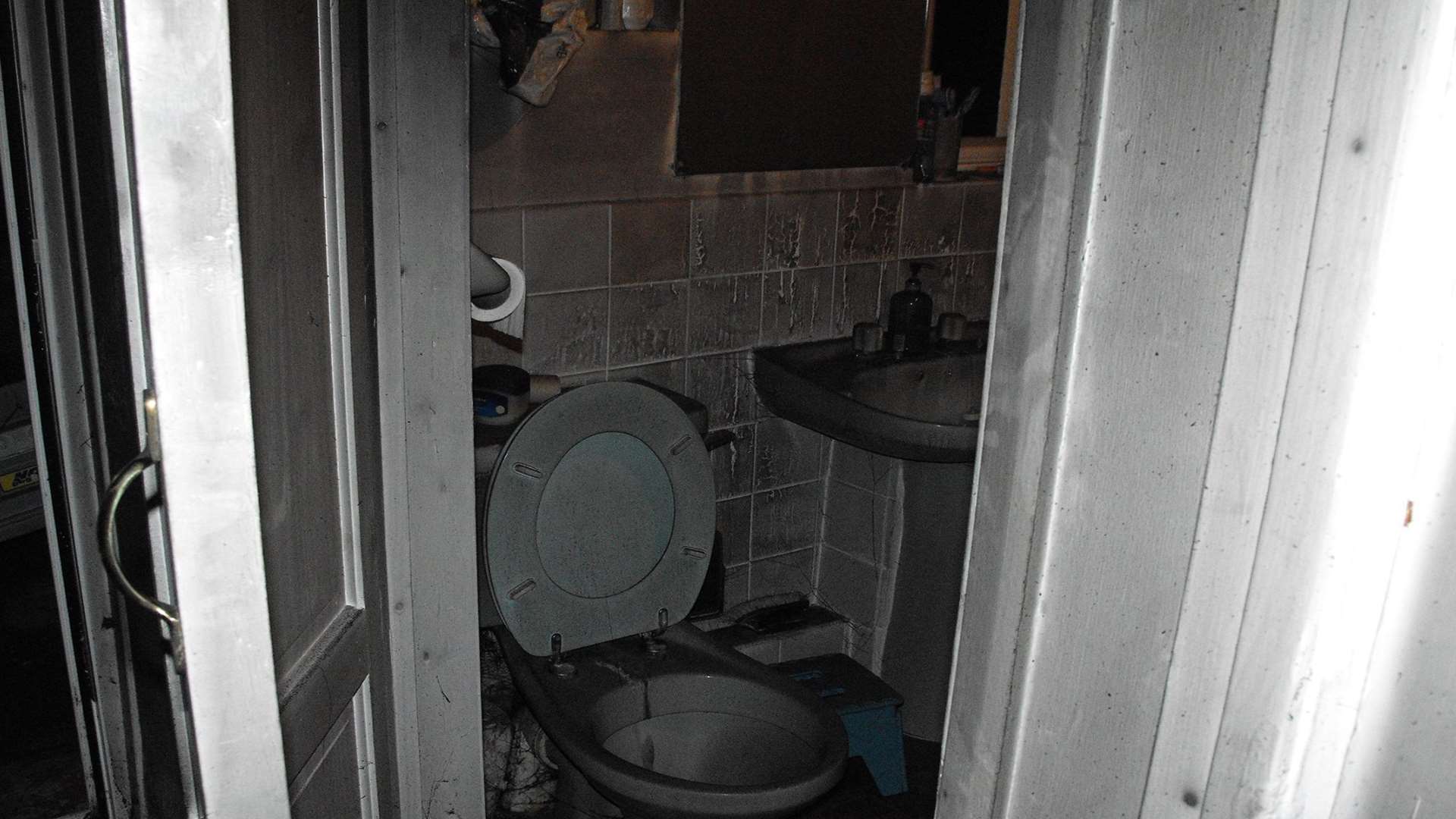 The toilet area was also smoke-damaged