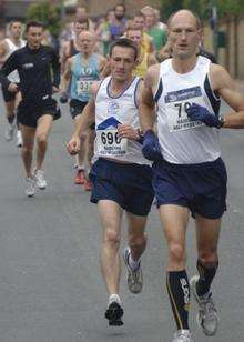 Runners in the 2008 Maidstone half marathon