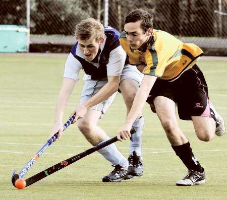 Deal 2nds, yellow, kept their place at the top of Kent Open Division 4 after a 4-2 win at home to Sevenoaks 6ths