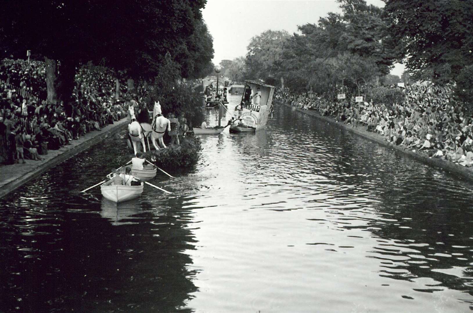 The Hythe Venetian Fete in 1951