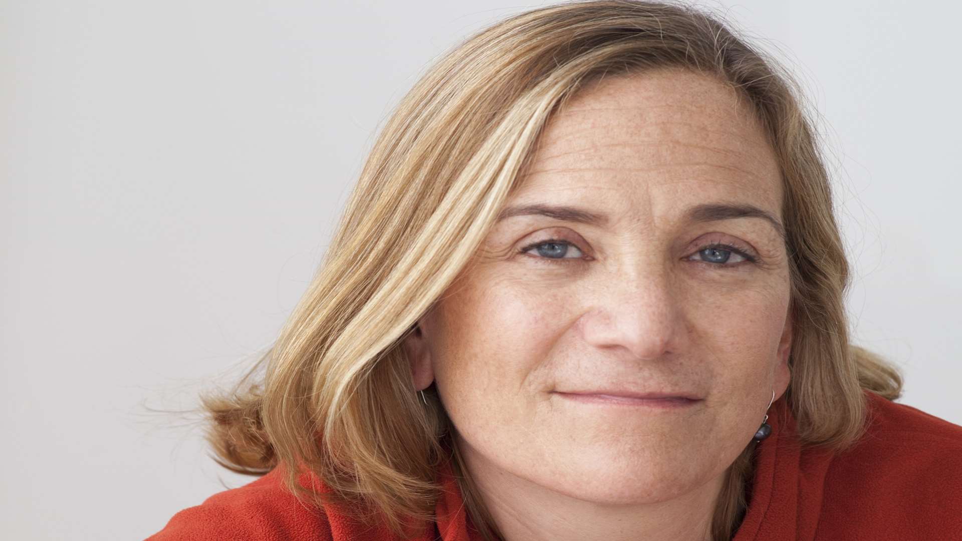 Tracy Chevalier, author of the Girl with the Pearl Earring, will be launching the book festival with a Christmas lights switch-on