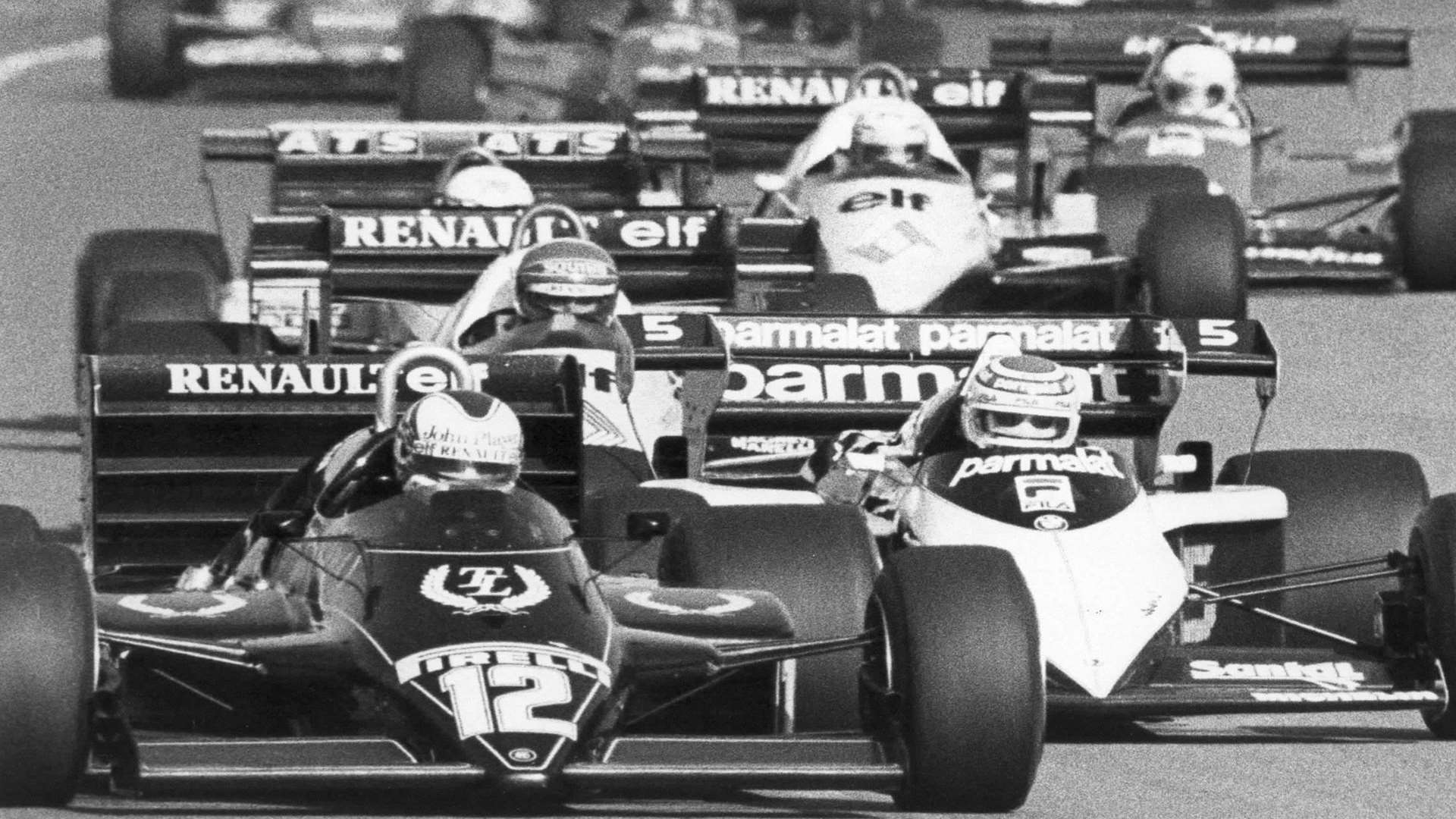 Nigel Mansell leads race winner Nelson Piquet at the start of the European Grand Prix at Brands Hatch in 1983