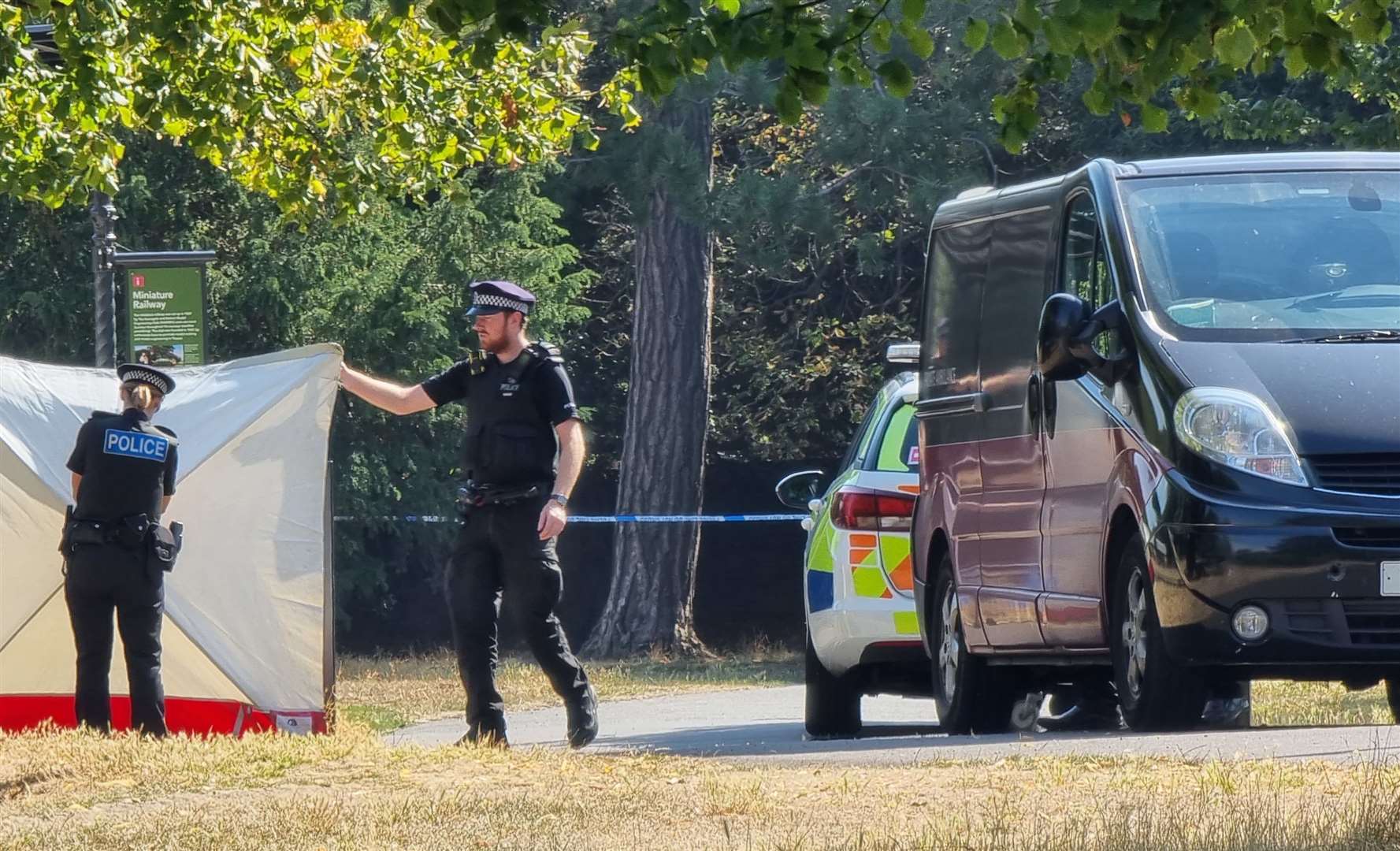 Police at the scene in this morning. Picture: Toby Holmewood