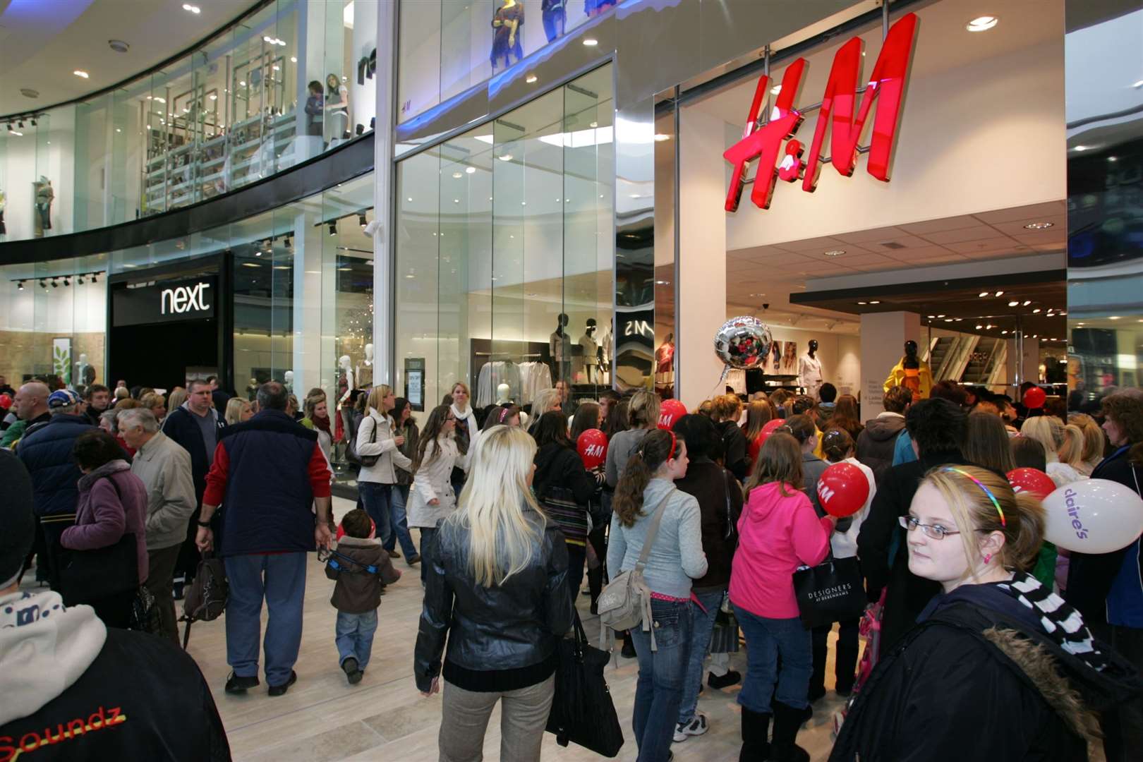 H&M opened in March 2008