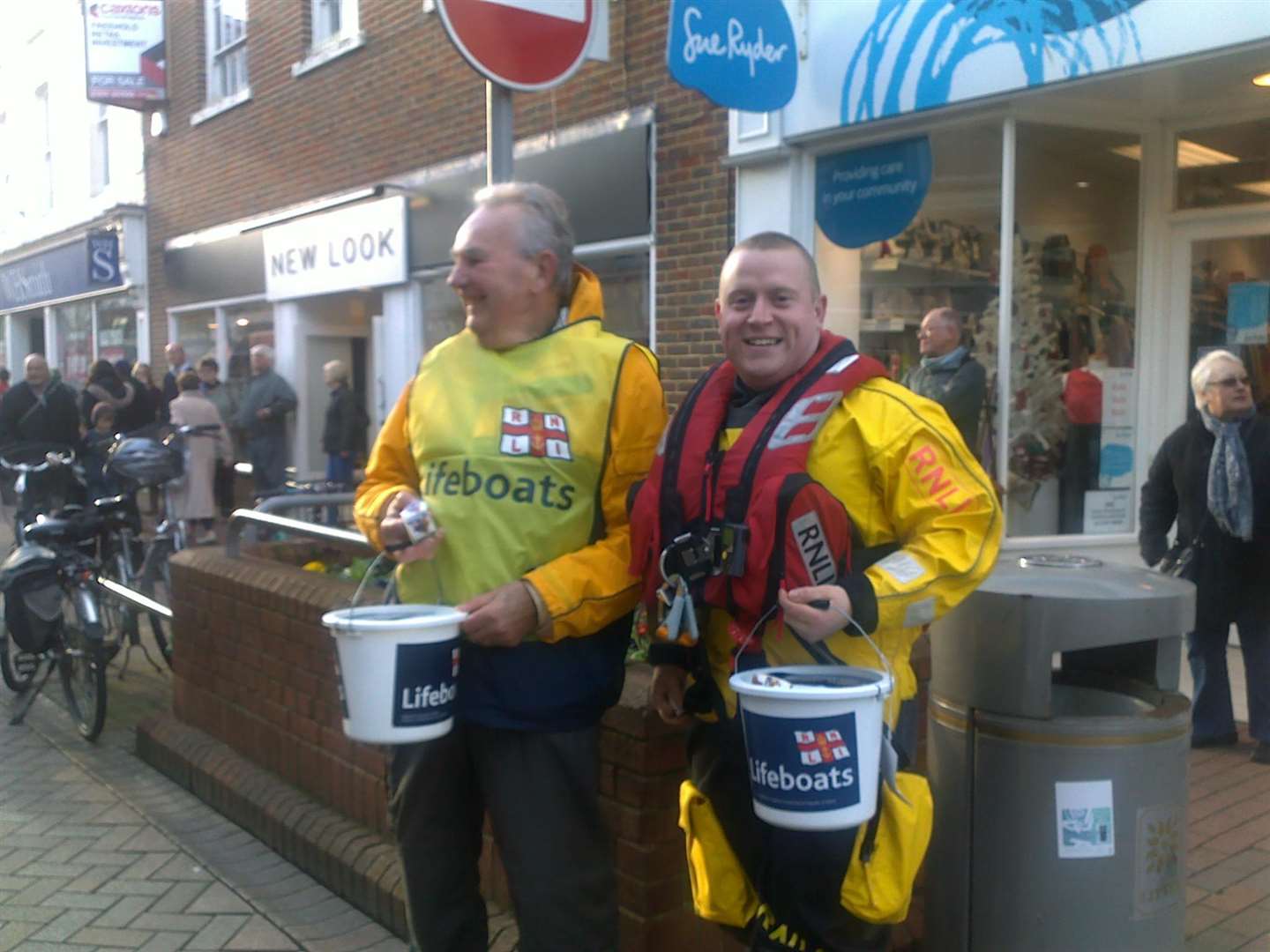 Doorstep cllections will be stopped by the RNLI but volunteers will still be collecting in Deal High Street and in other ways