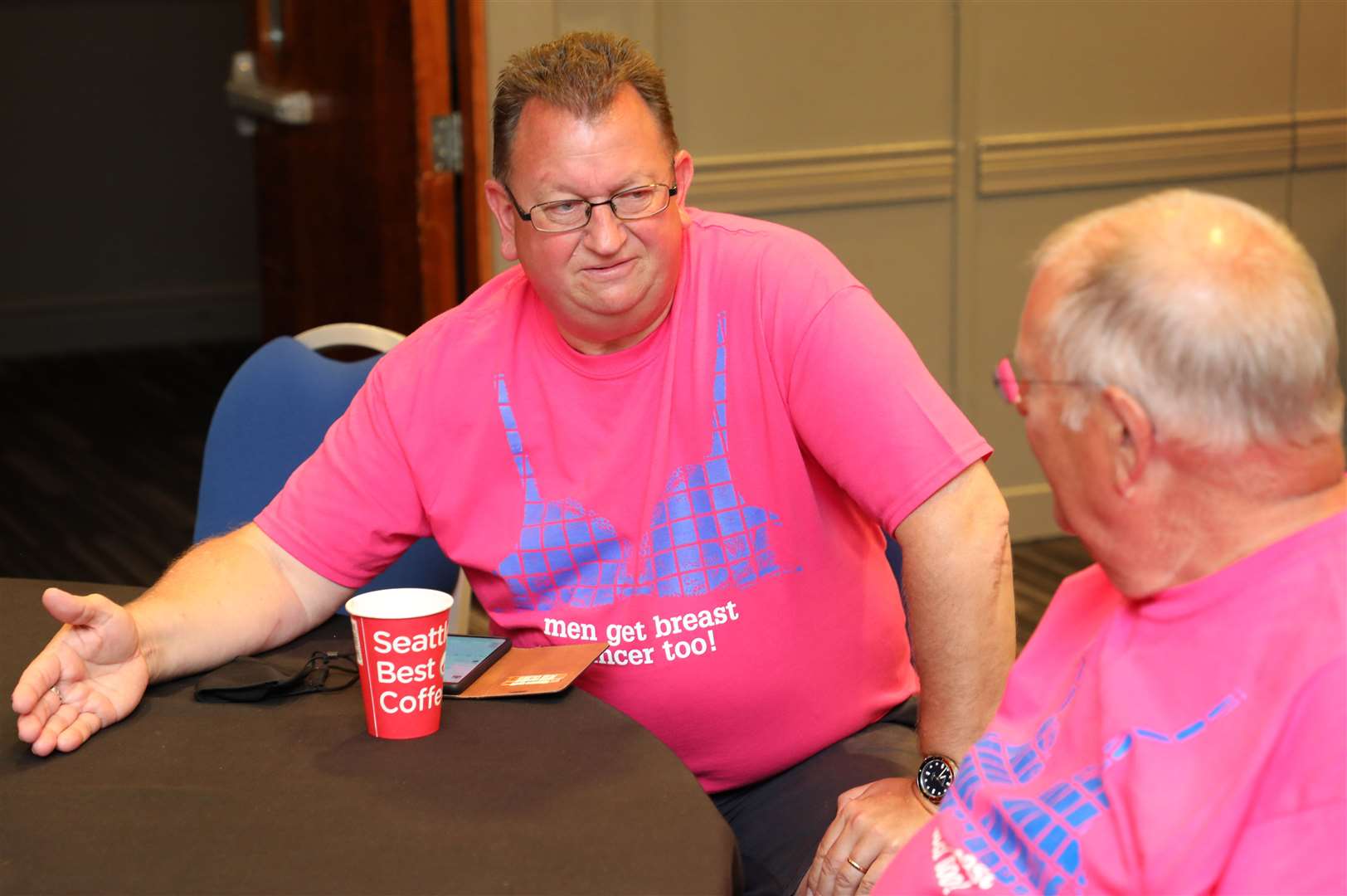Mr Weaver chats to Tony Herbert at Wednesday's meeting. Picture supplied by Walk the Walk