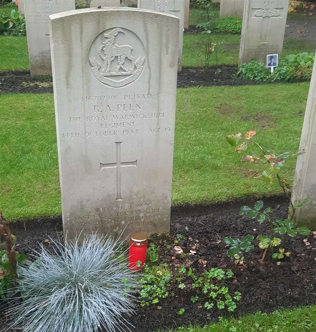 Private Peen's grave is tended by a Dutch family