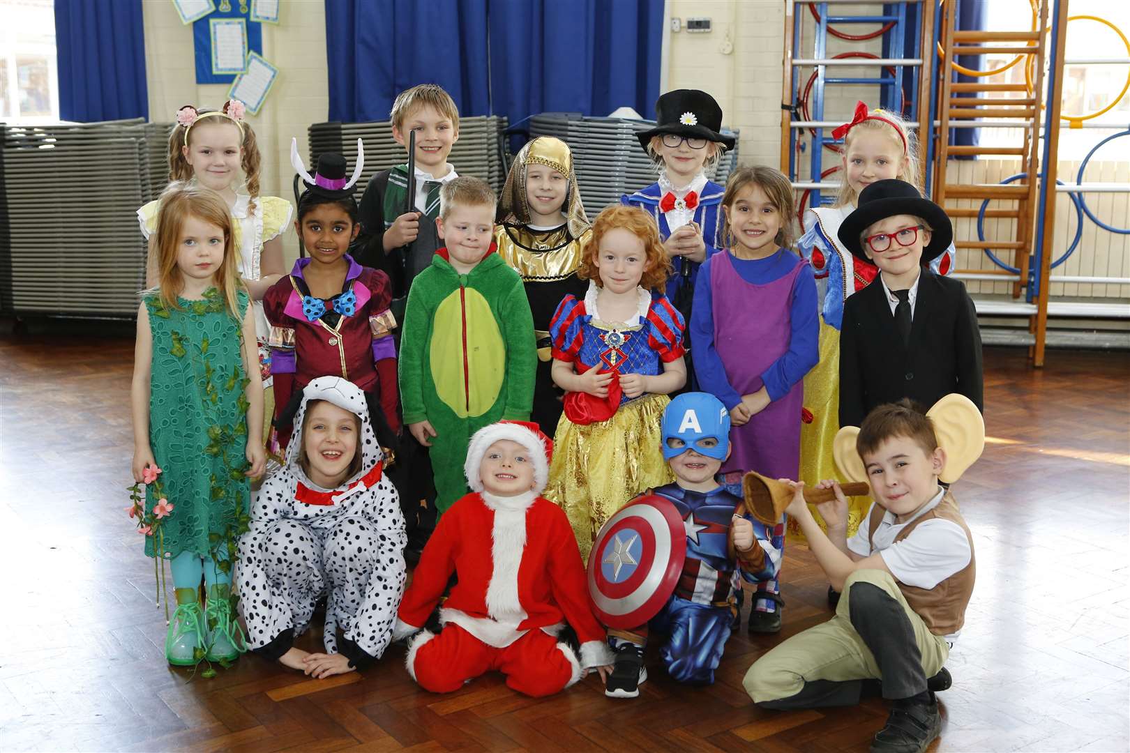 Children dressed up for World Book Day. .Park Way Primary School, Park Way, Maidstone, ME15 7AH.Picture: Andy Jones. (7640539)