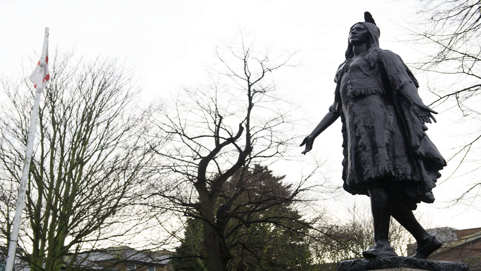 The statue of Pocahontas next to St George's Church in Gravesend