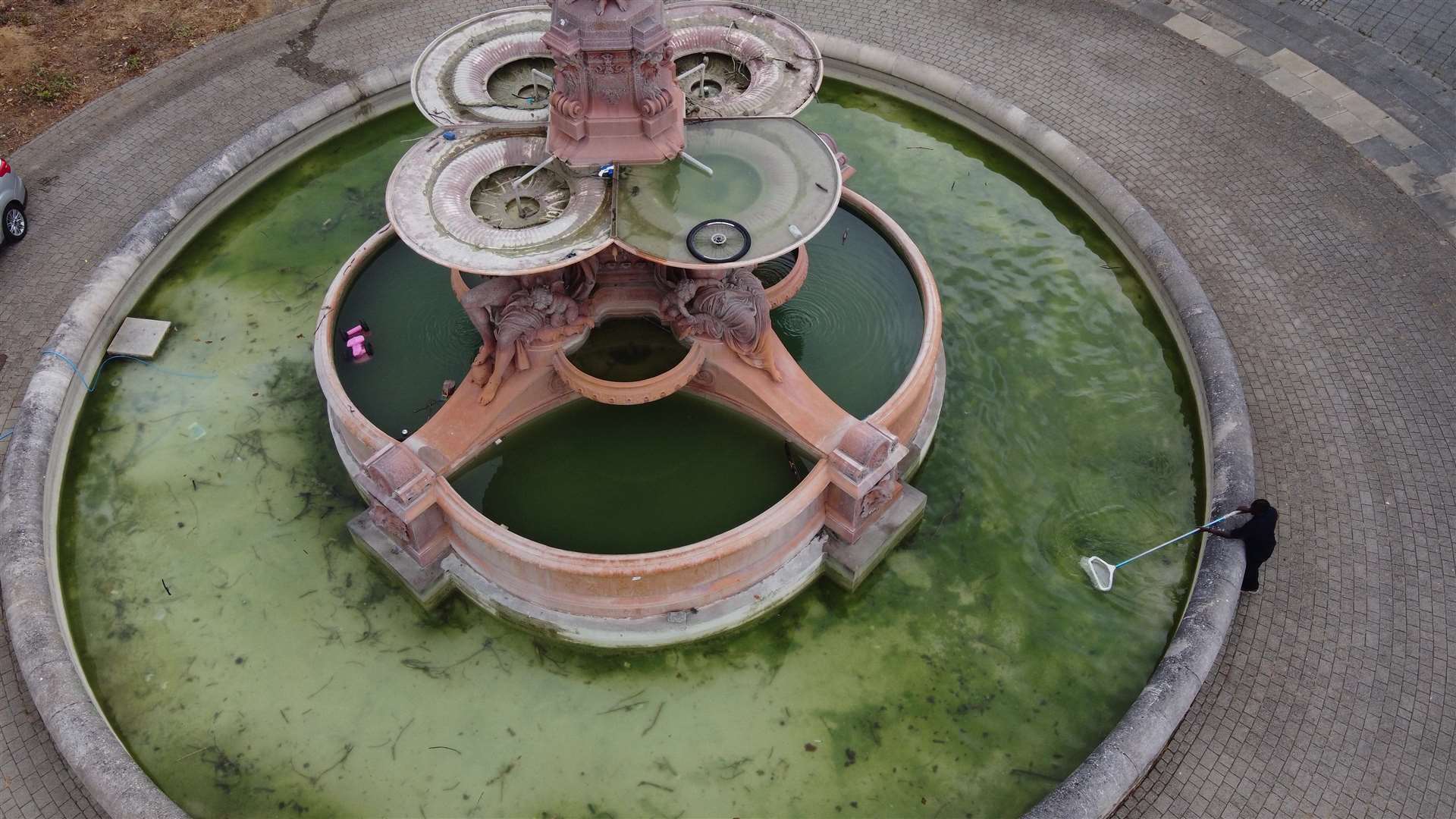 After looking at the pictures he had taken using his drone, Michael noticed the fountain was in a poor condition