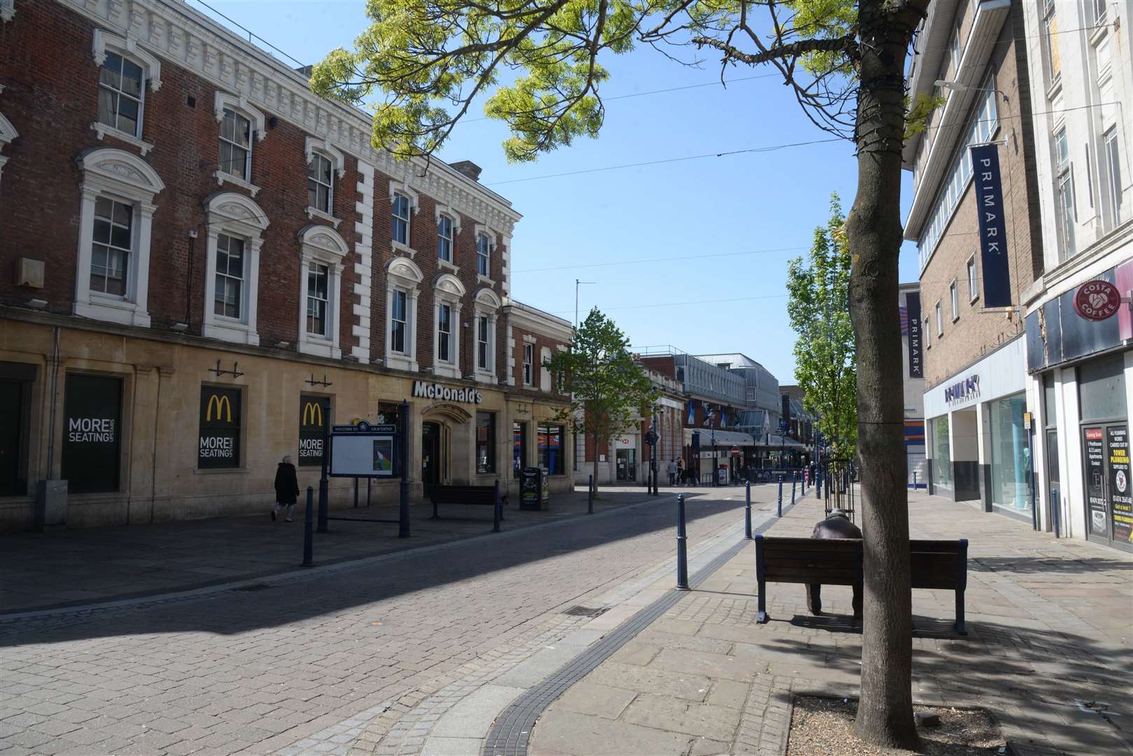 Head teachers say children should avoid Gravesend town centre before and after school