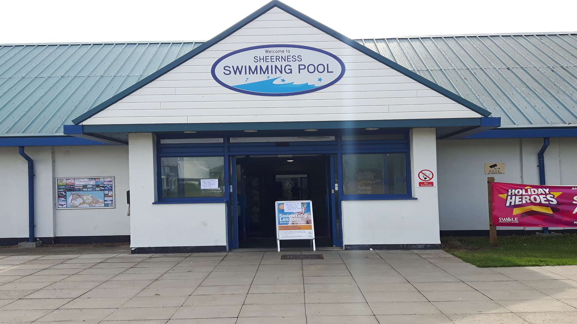 Closed again: Sheerness swimming pool