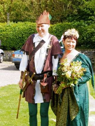 Villagers get Robin Hood and Maid Marian to the church on time
