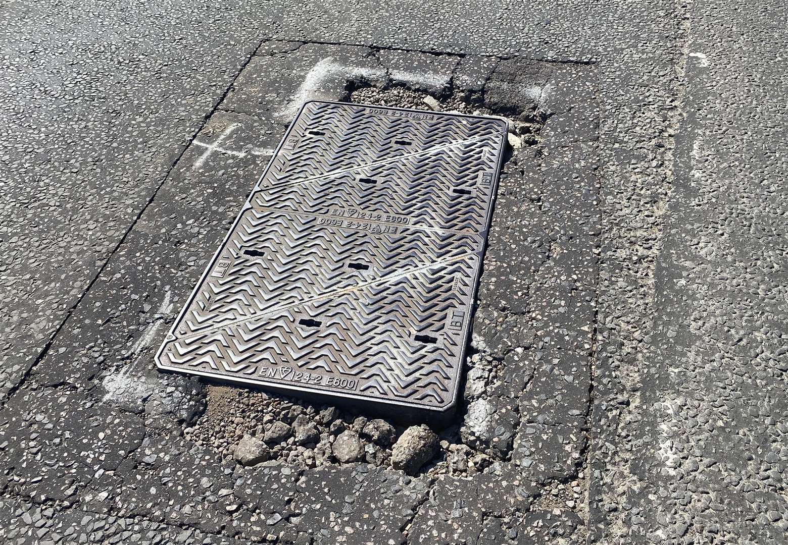 The damaged manhole cover in Willington Street