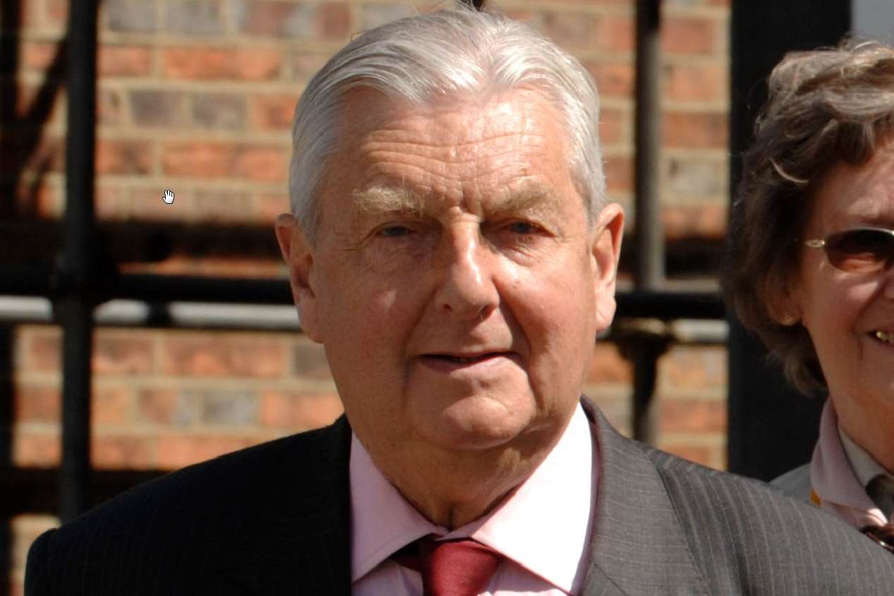 Lord Mayhew died at his home yesterday following a battle with Parkinson's and cancer