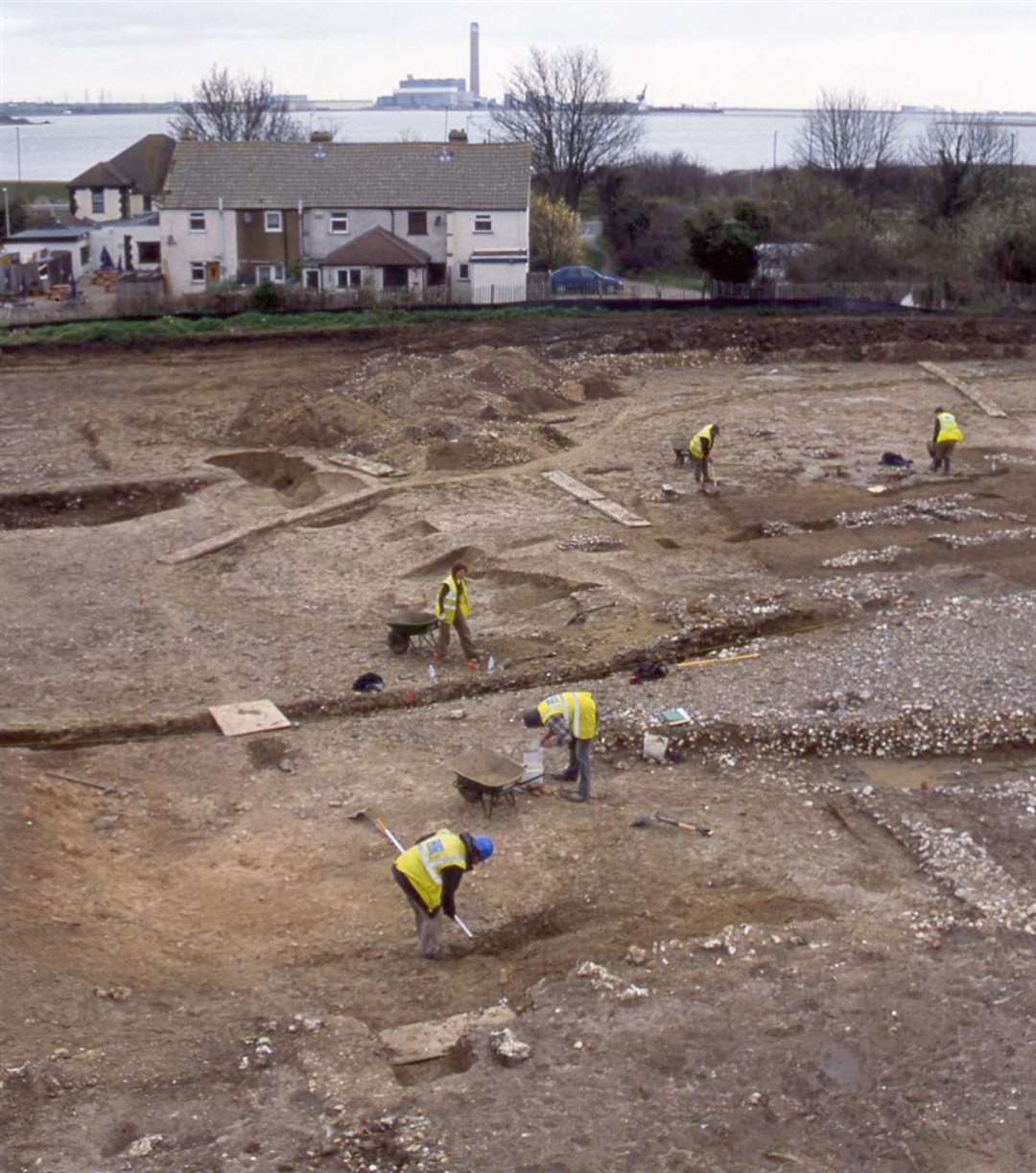 The archaeology site at Grange Farm in 2005. Image from Pre-Construct Archaeology
