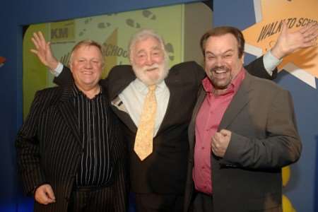 Prof David Bellamy with comedian Dave Lee and actor Shaun Williamson at the 2007 KM Walking to School Awards. The event was sponsored by Veolia Environmental Services.