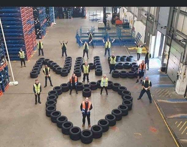 Stapletons Tyres in Maidstone showing their support for the NHS