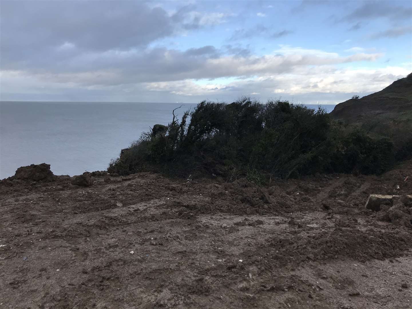 The edge of the cliff where Cliffhanger used to be, off Surf Crescent in Eastchurch now