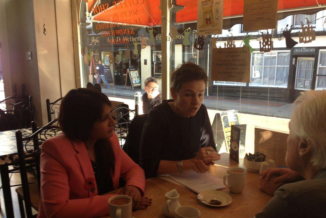 Shadow transport minister Mary Creagh and Labour candidate, Naushabah Khan chat to cabbies in Rochester