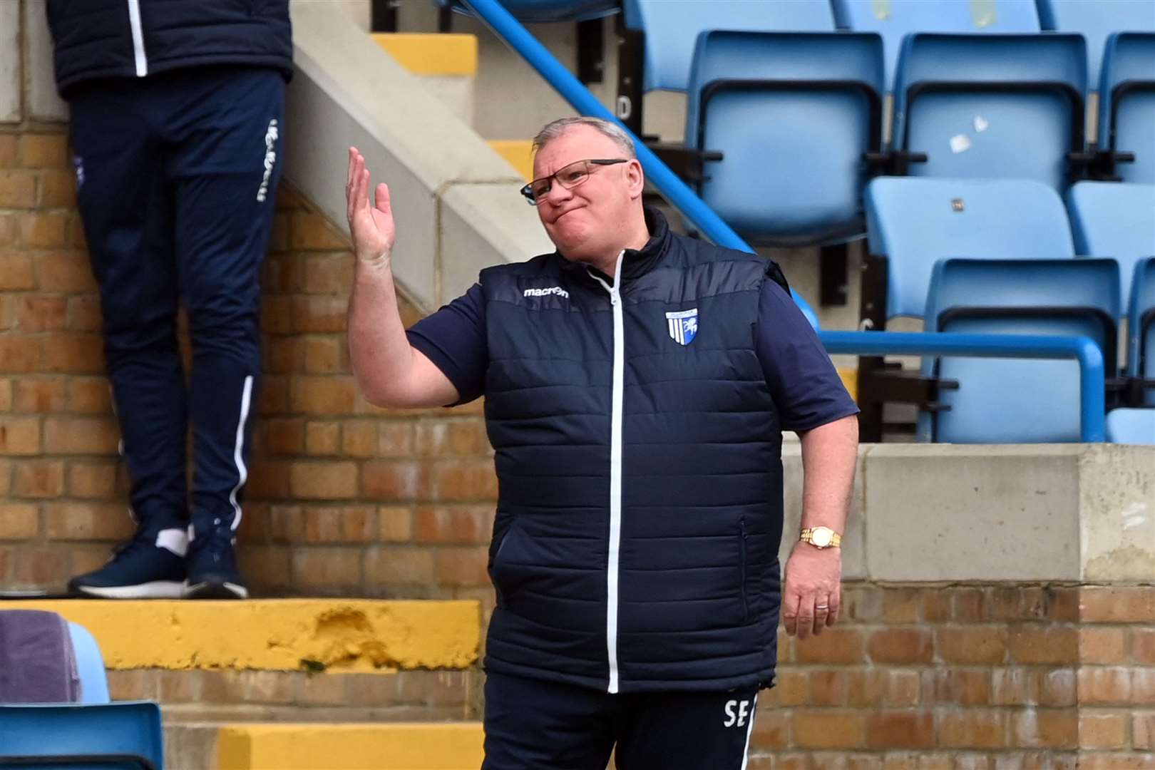 Gillingham manager Steve Evans takes his team to Oxford on Saturday needing a result Picture: Keith Gillard