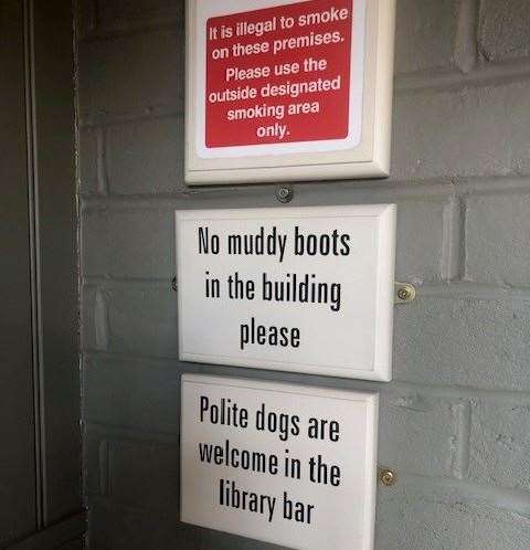 The first thing you’ll see as you enter the pub is this series of informative signs – polite dogs only please