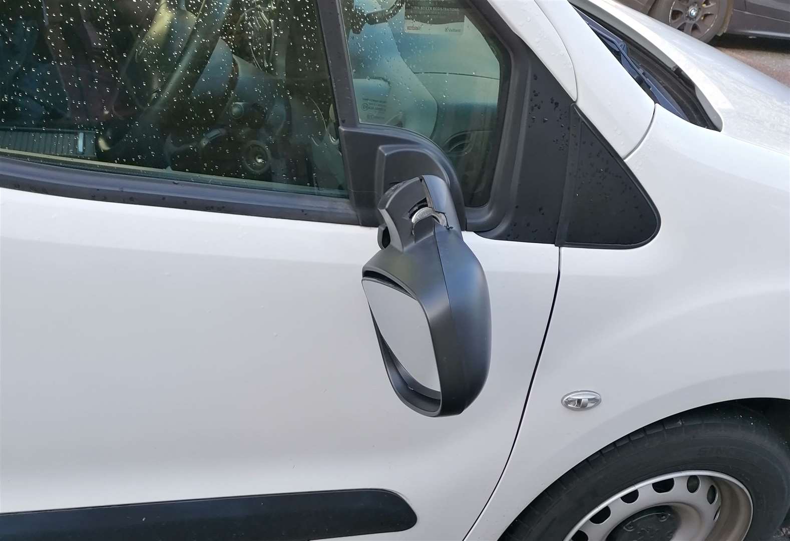 Wing mirrors on cars were broken