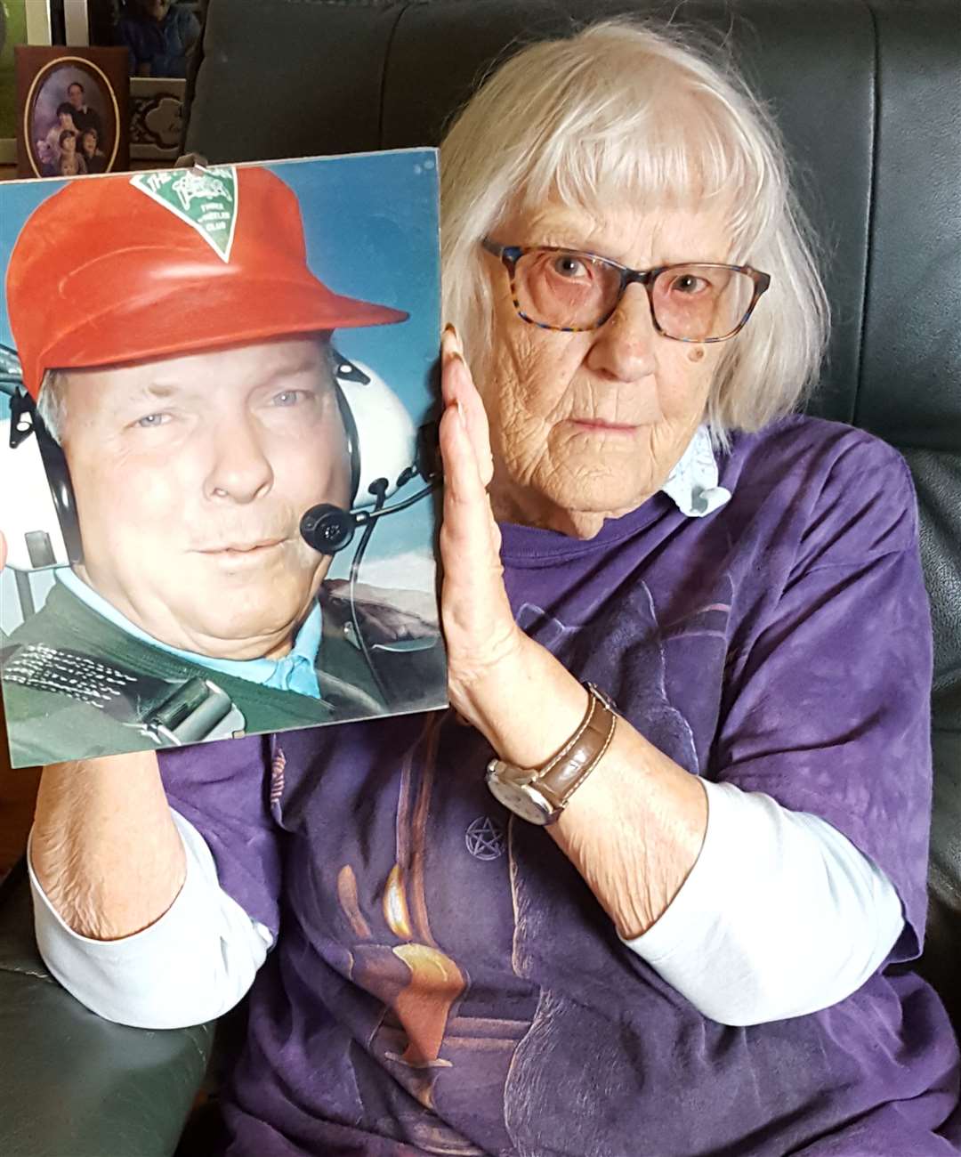 Thelma Lukehurst with a picture of her beloved husband, Dick