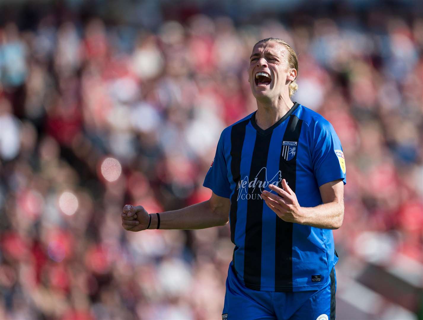 Tom Eaves reacts after missing a great chance to score at Barnsley Picture: Ady Kerry