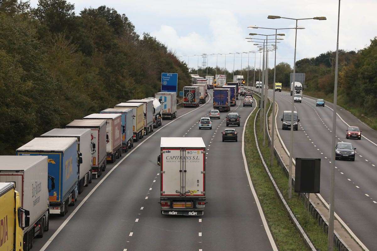 Delays on the M20 near Folkestone caused by problems at Eurotunnel. Picture: UKNIP (52562153)