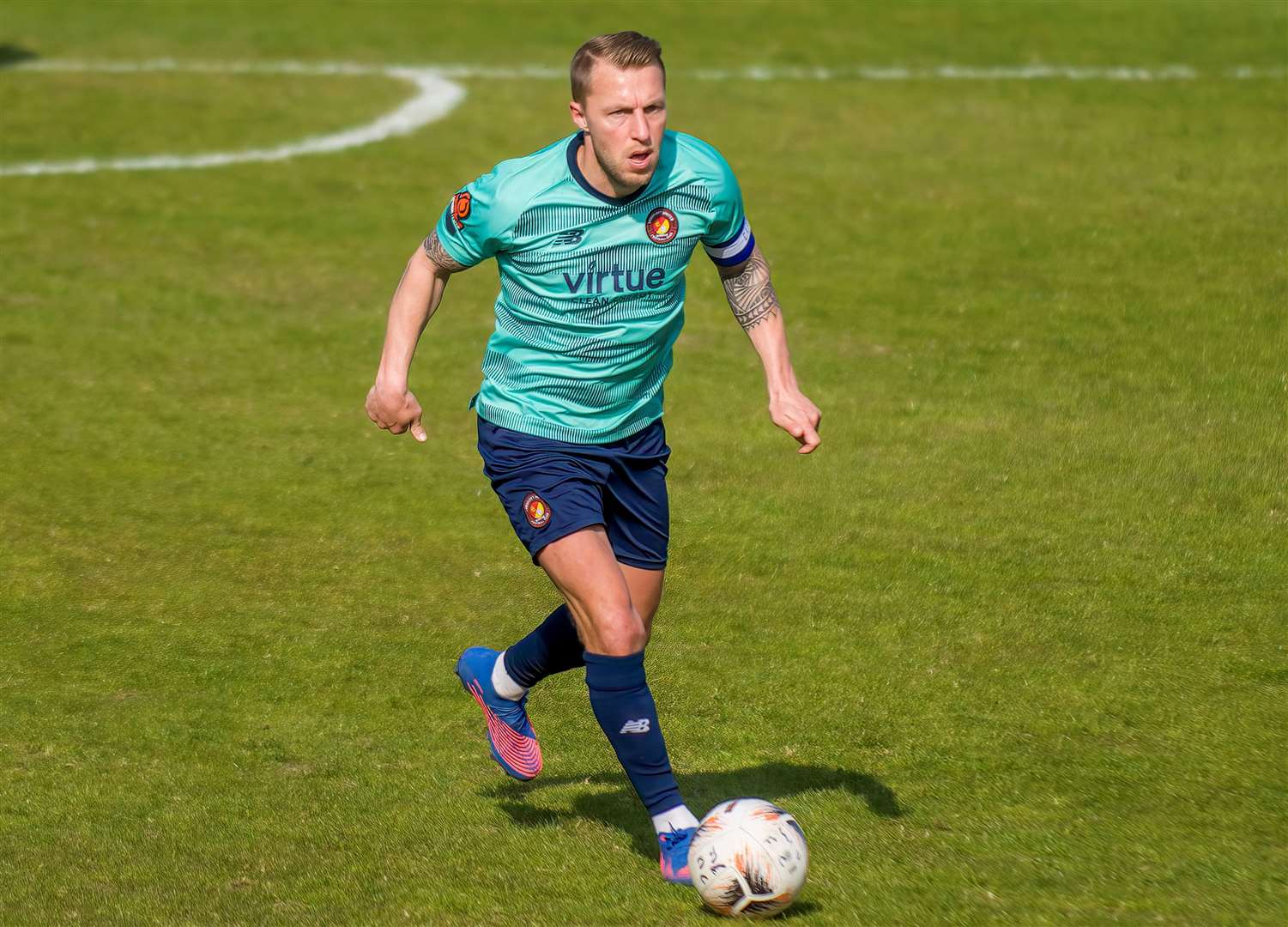 Chris Solly on the ball for Ebbsfleet. Picture: Ed Miller