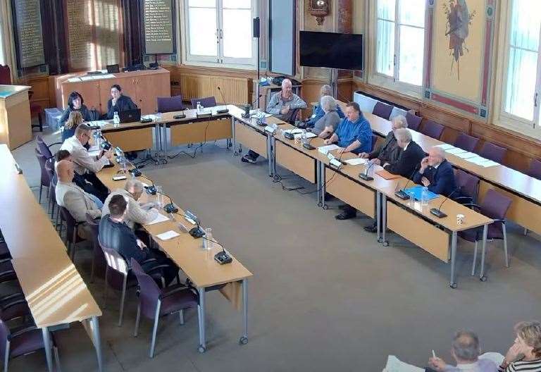 Allegations of a ‘stitch-up’ at Maidstone council as Conservatives and Independents vote together on committee chairs