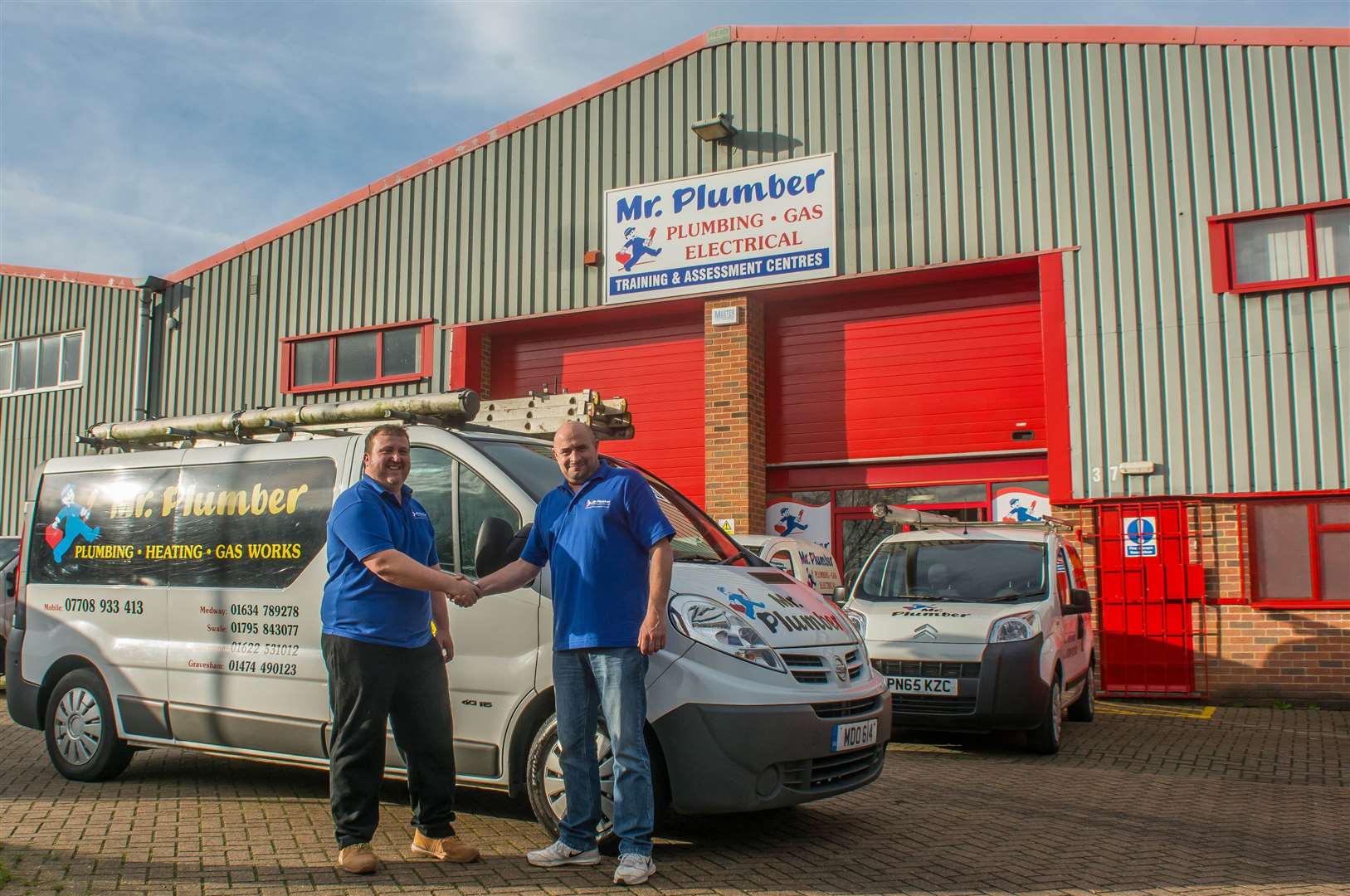 Mark Ongley, left, and Phil Hickey have launched Mr Plumber training centre