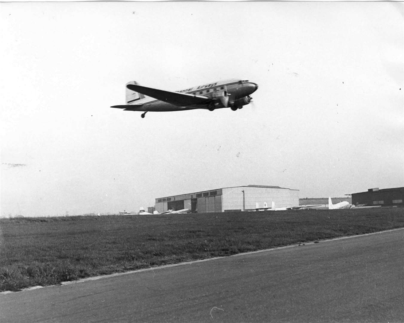 A plane takes off in 1964 form Lydd airport