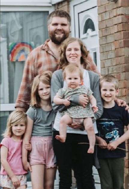 Josh Powell (back) with his family (left to right) daughters Amelia, four, Phoebe, eight, wife Zoe, 29, holding their daughter Penny, 18 months, and son Simeon, six (Thames Valley Police/PA)