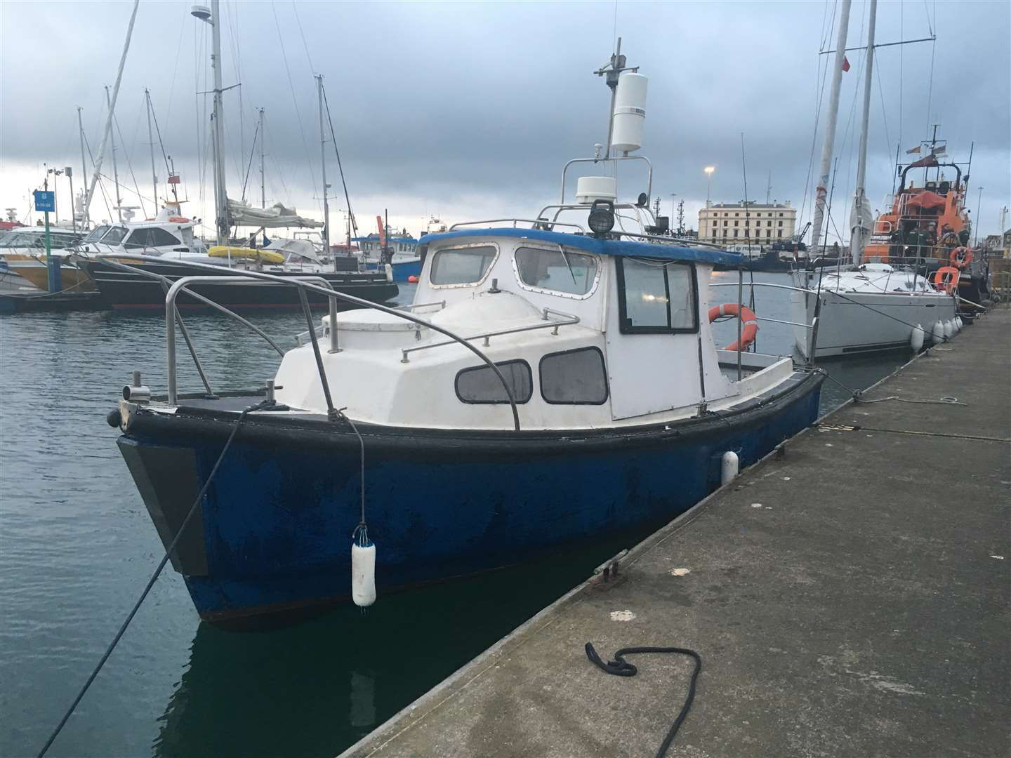 Fishing vessel suffered engine failure