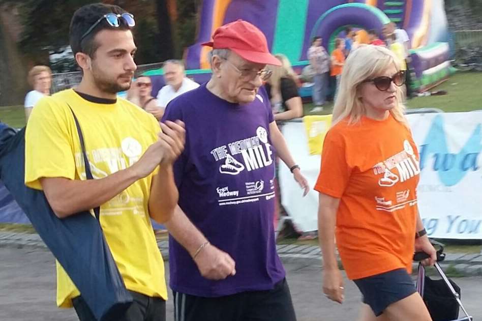 Olympian Paul Nihill with his grandson Lee Denness and daughter Clare Denness