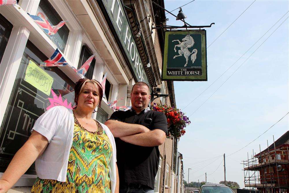 Landlords Simon and Debbie Pettit are facing losing their entertainment licence after people complained about noise levels from the pub