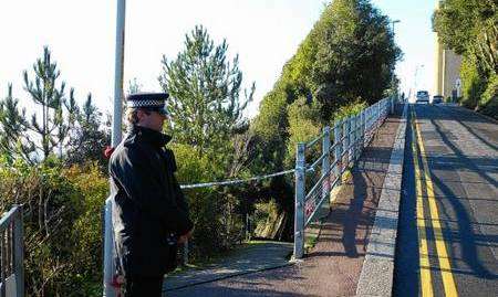 Police close Road of Rememberance in Folkestone