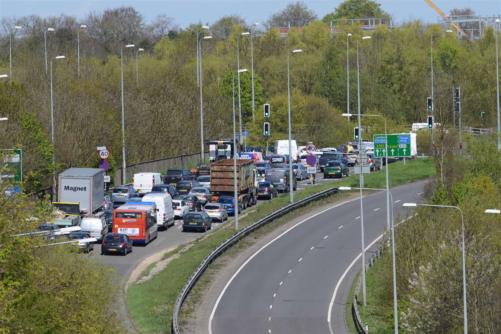 The A2070 experienced tailbacks after the collision.
