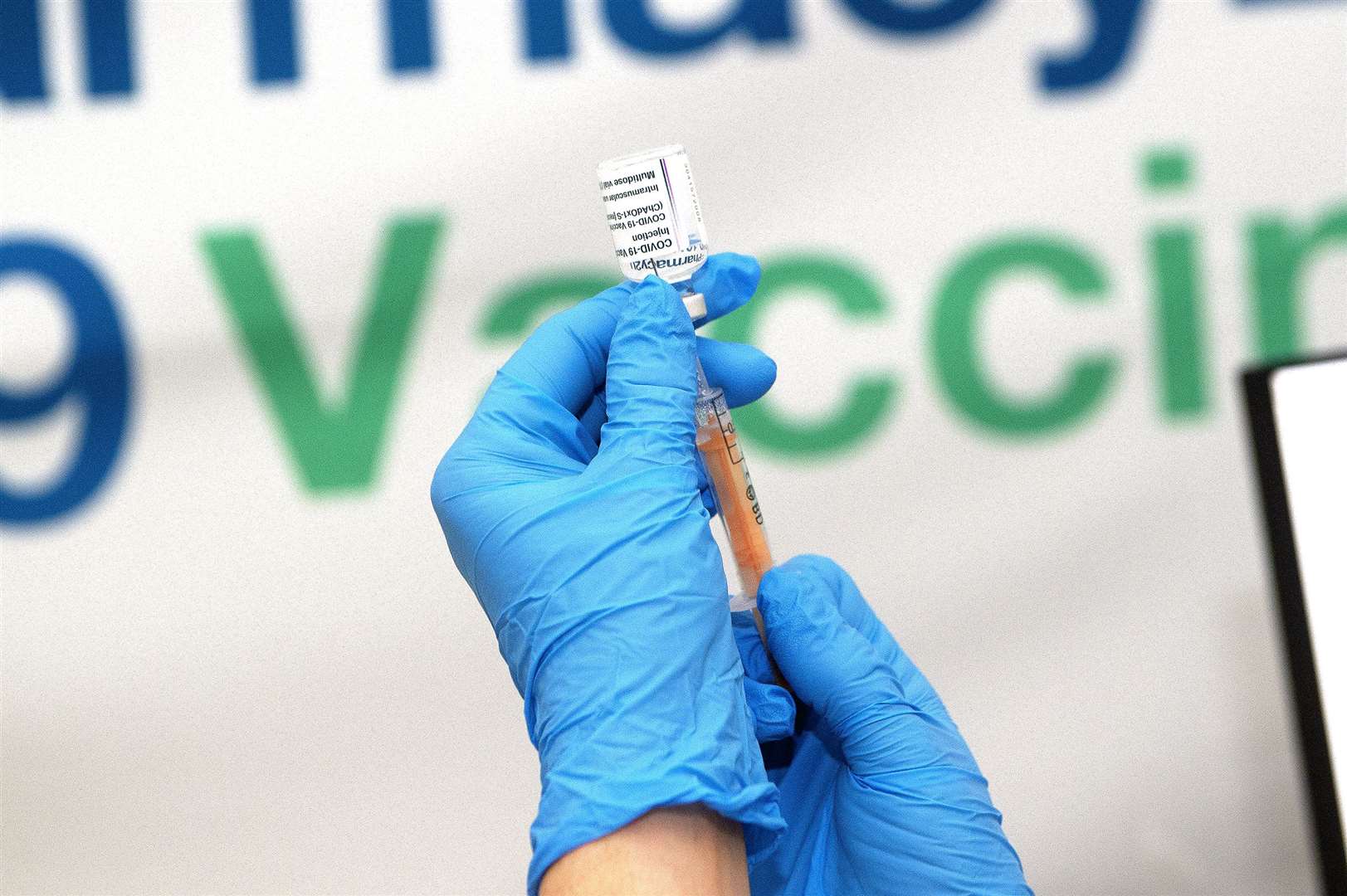 Under 30s are to be offered an alternative to the AstraZeneca vaccine. Picture: Mecha Morton