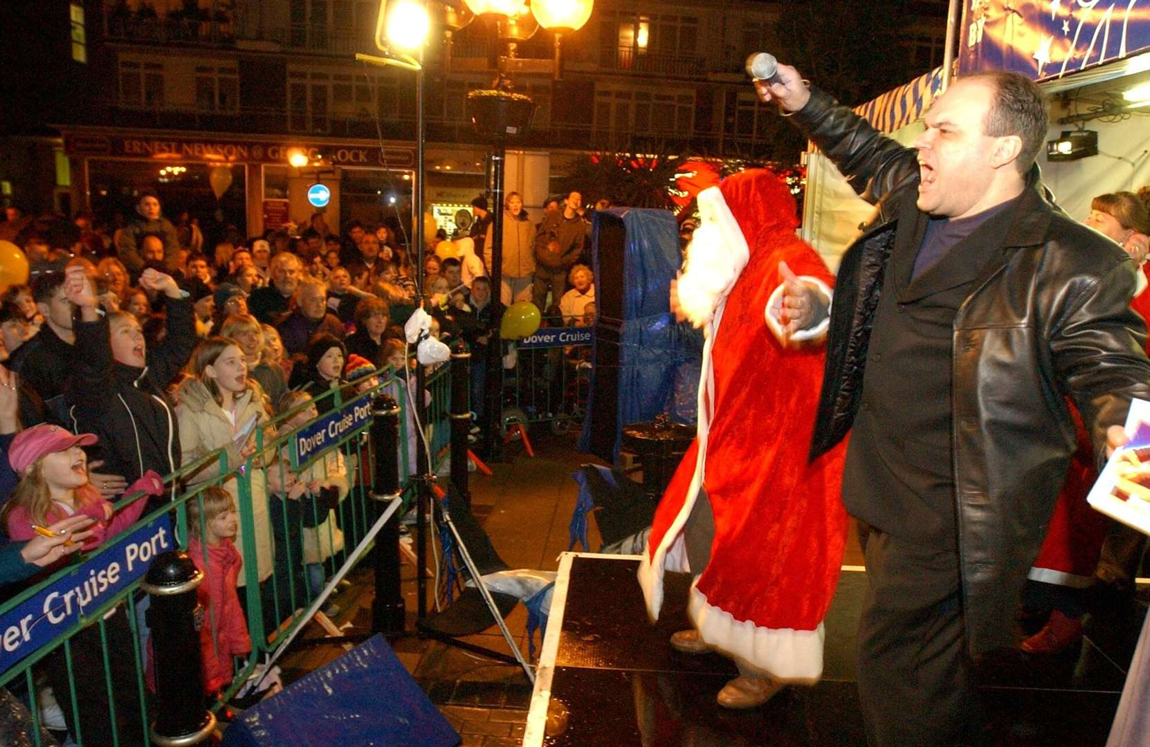 Dover Christmas lights switched on by Eastenders star Shaun Williamson in 2003. Picture: Mike Waterman
