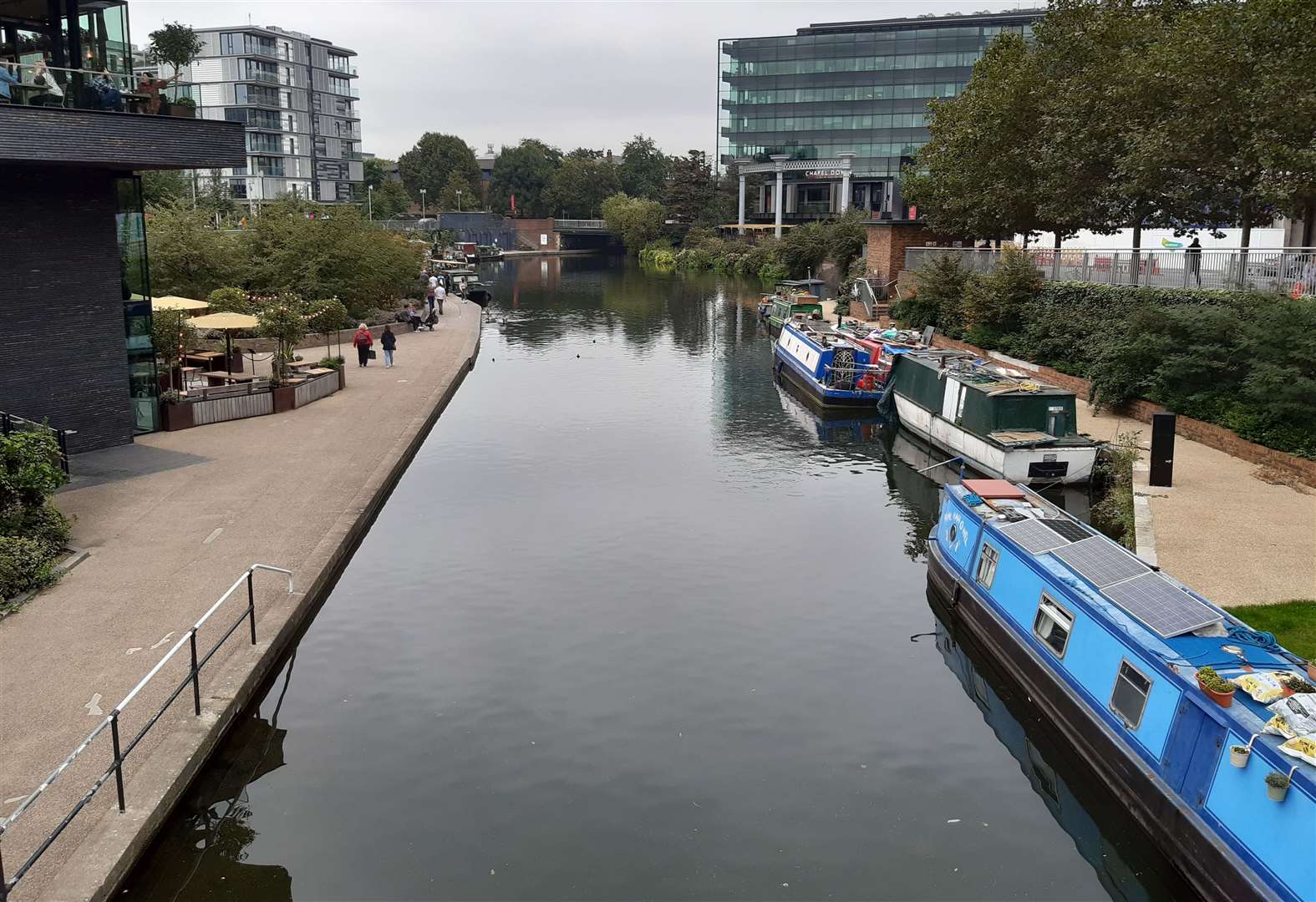 Regent's Canal which flows through Kings Cross