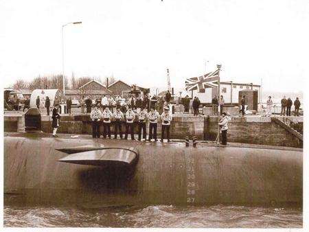 The HMS Valiant crew leaving Chatham in 1980.