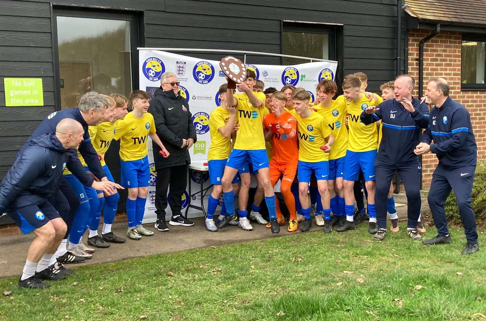Kings Hill under-15s celebrate becoming Kent Youth League East Division champions