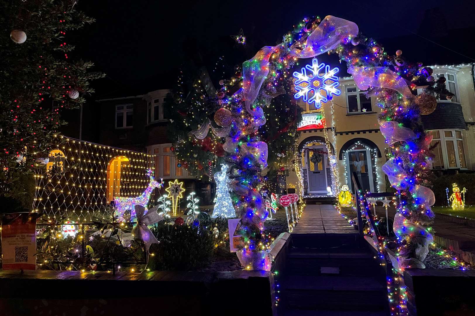 Christmas lights in Rochester Road, Gravesend, 2022, for ellenor