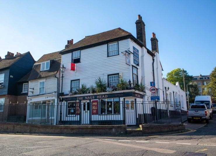 Up for sale – the Nag's Head, Rochester