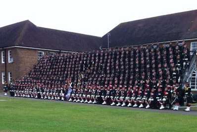 Queen poses for whole-battalion photography at Howe Barracks