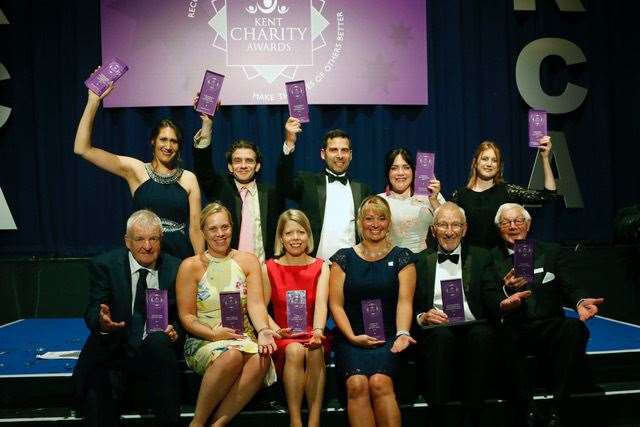 All of the night's winners celebrating with their awards (12340818)