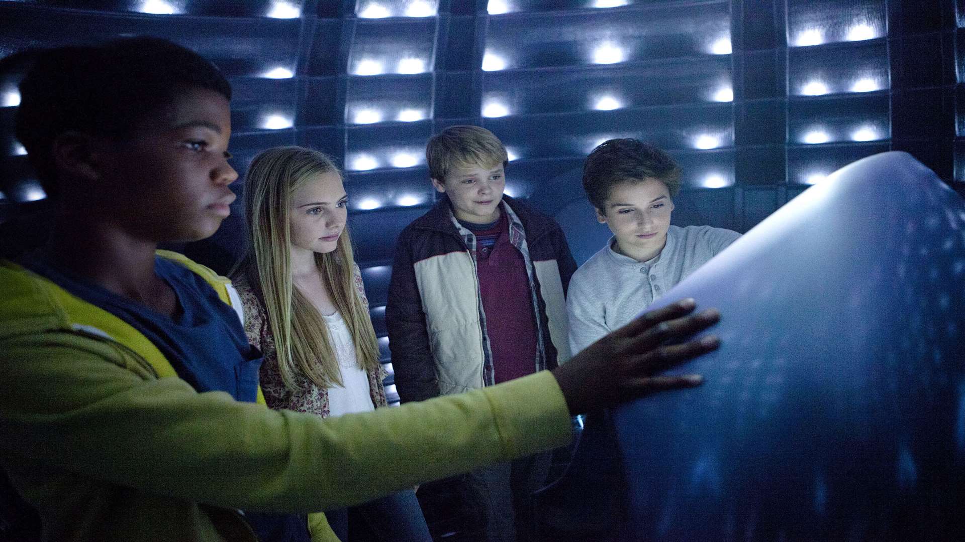 Astro, Ella Wahlestedt, Reese Hartwig & Teo Halm, in Earth To Echo. Picture: PA Photo/Entertainment One